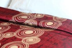 Picture of Marigold Top Sheet Curlicue – Cherry Red/Beige