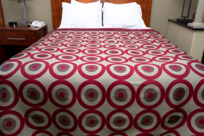 Picture of Marigold Aurora Reversible Coverlet Red/Beige King