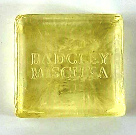 Picture of Badgley Mischka 1.05oz/30g Glycerin Soap In Box