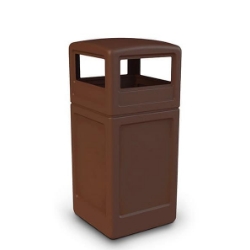 Picture of PolyTec™ 42-Gallon Square Bin with Dome Lid