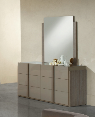 Picture of Nova Domus Marcela Italian Modern Mirror