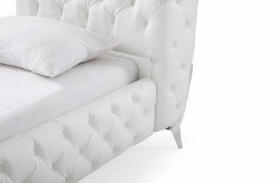 Picture of Eastern King Modrest Legend Modern White Bonded Leather Bed