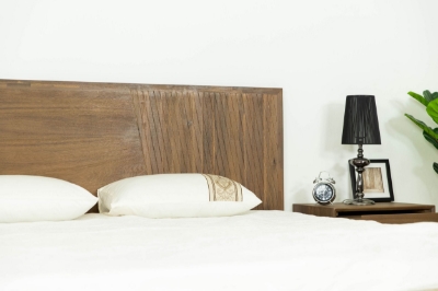 Picture of Modrest Claire - Contemporary Walnut Bed