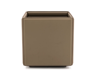 Picture of Modrest Vargas - Modern Beige Leatherette End Table