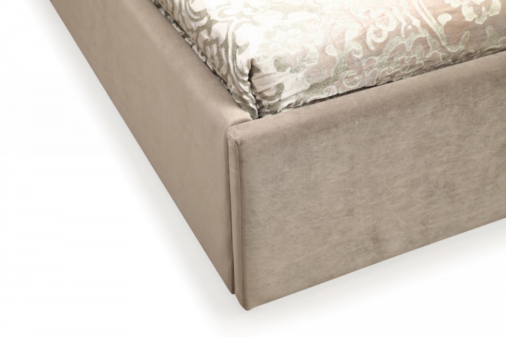 Picture of Modrest Moontide - Glam Beige Velvet and Brushed Brass Bed