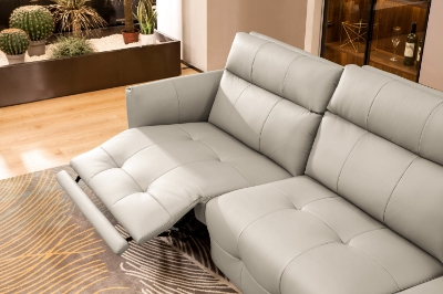 Picture of Divani Casa Joliet - Modern Light Grey Leather 4-Seater Sofa w/ Two Recliners