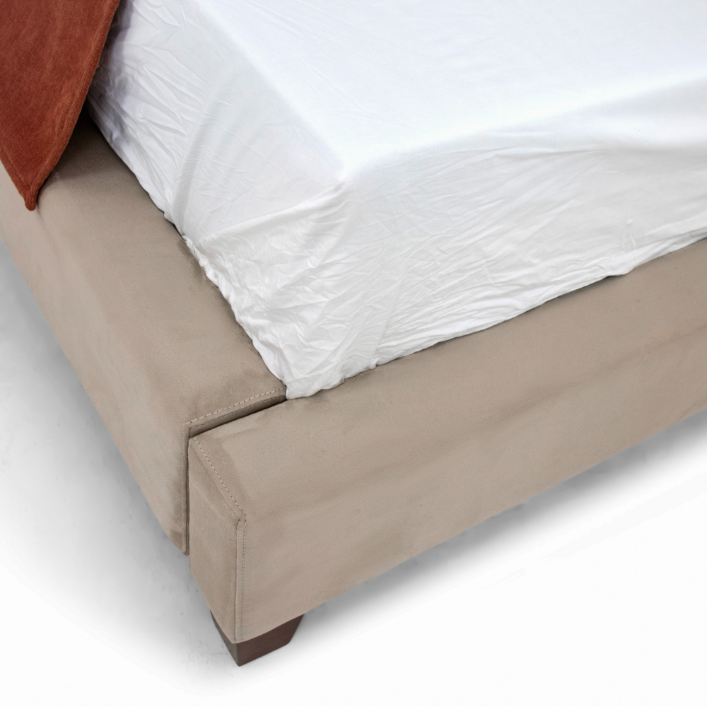 Picture of Modrest McKamey - Modern Beige Fabric Bed