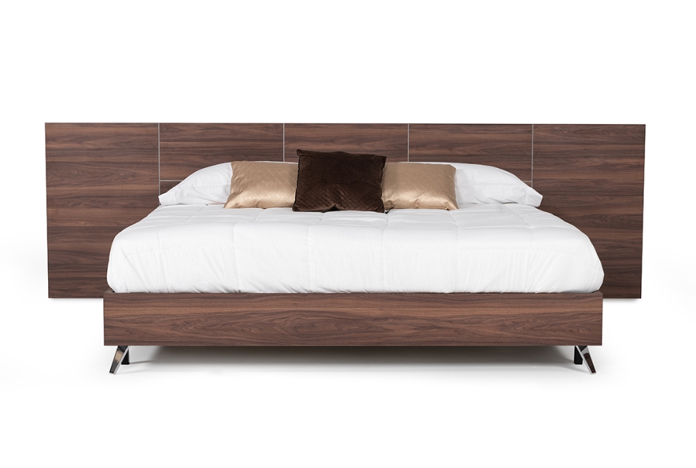 Picture of Nova Domus Brooklyn - Italian Modern Walnut Bed